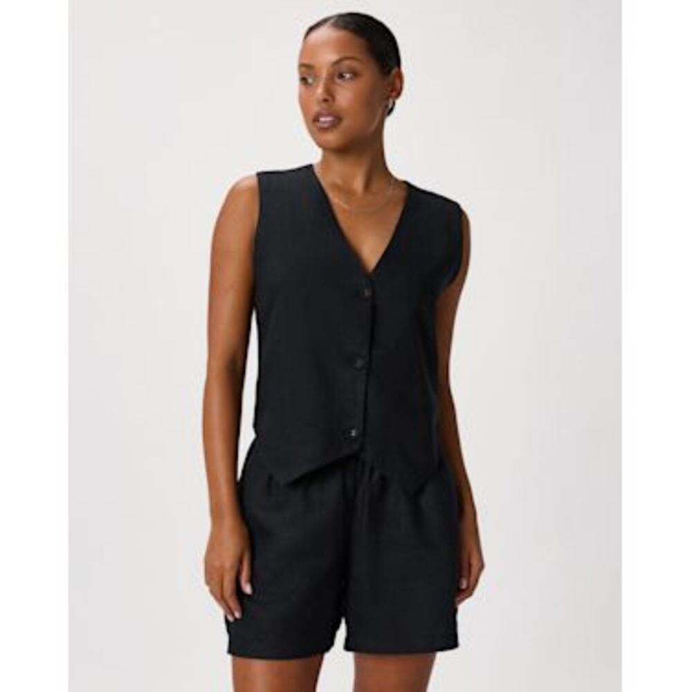 Quince Black Sleeveless Jacket